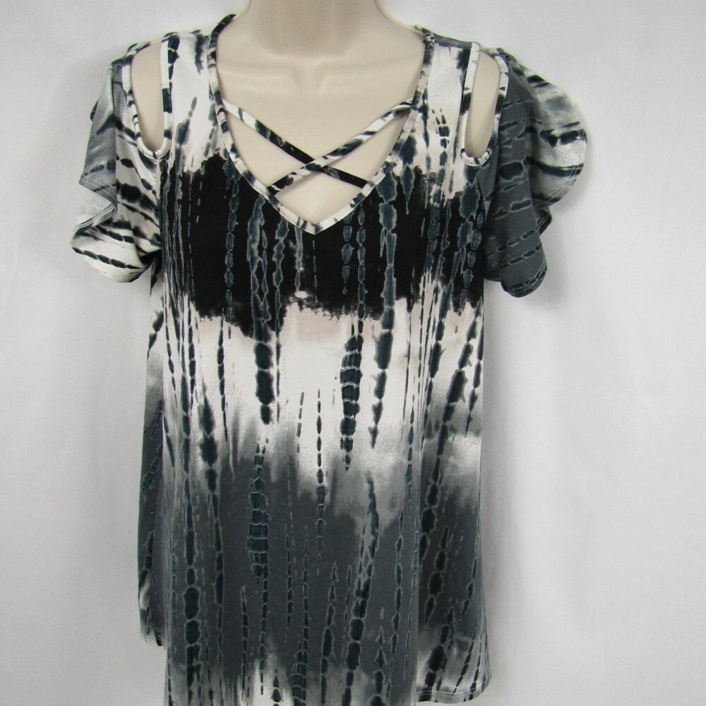 Perfect Peach | Women's | Large | Tye Dye | Black & White | Blouse
